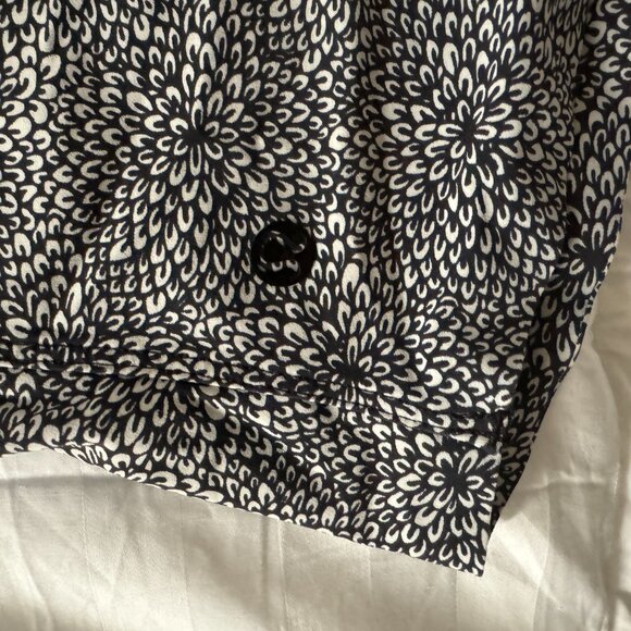 Lululemon Athletica Keyhole Back Floral Tank Top - Picture 3 of 3